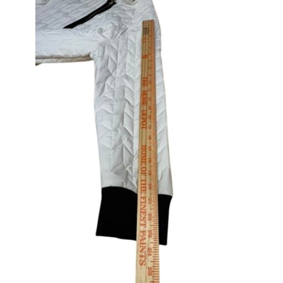 NEW!!! "NIKKI JONES" Quilted Coat Gold Snap Metal Accents SZ L  Classy Money - Picture 7 of 8